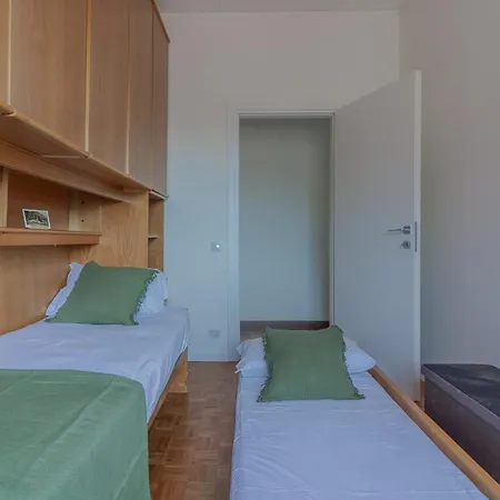 Casa Breggia 公寓