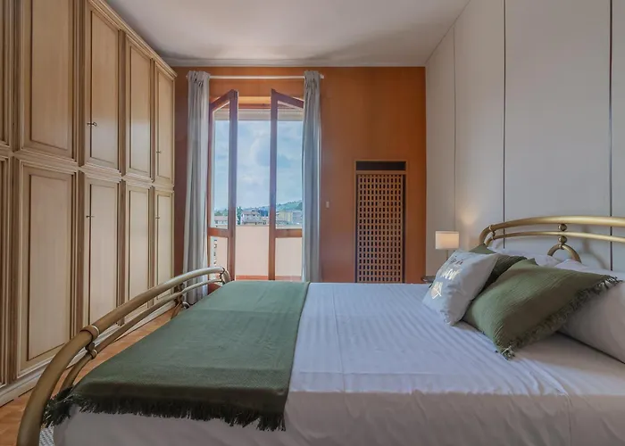 Casa Breggia チェルノッビオ