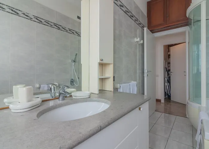 Casa Breggia Apartment *