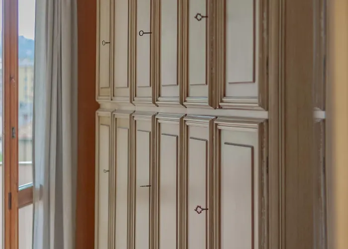 アパート Casa Breggia チェルノッビオ